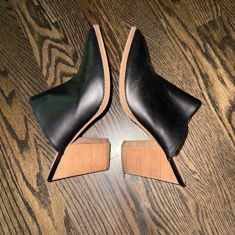 Abound Black Leather Women's Mules